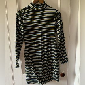Wild Fable long sleeved turtle neck body-con dress size small